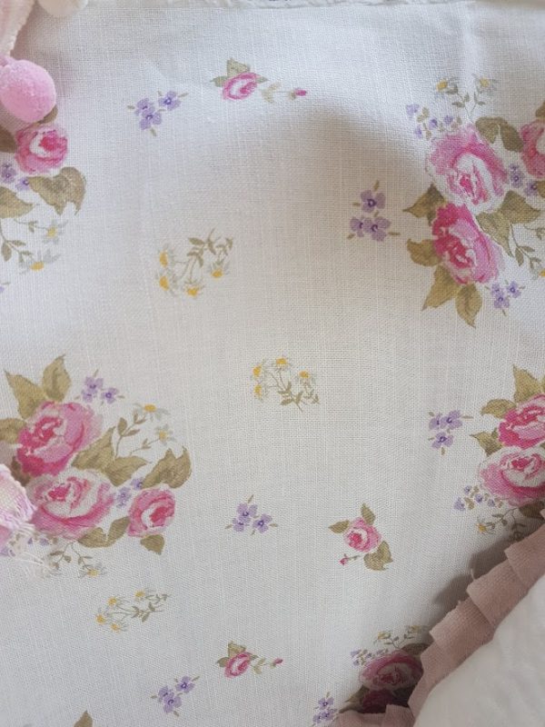 Rosabella Rose and Daisies Floral Linen Fabric.