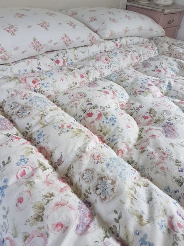 Cabbage Roses Vintage Inspired Feather Eiderdown by Rose & Foxgloves