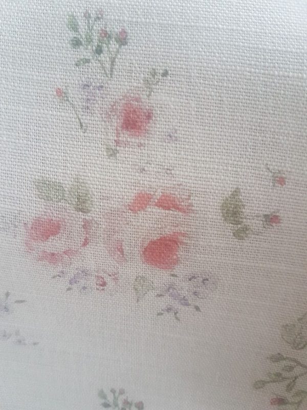 Faded Country Roses on Ivory Linen