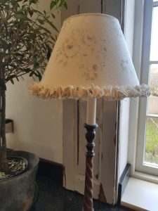 Anais Cabbage Roses Ruffle