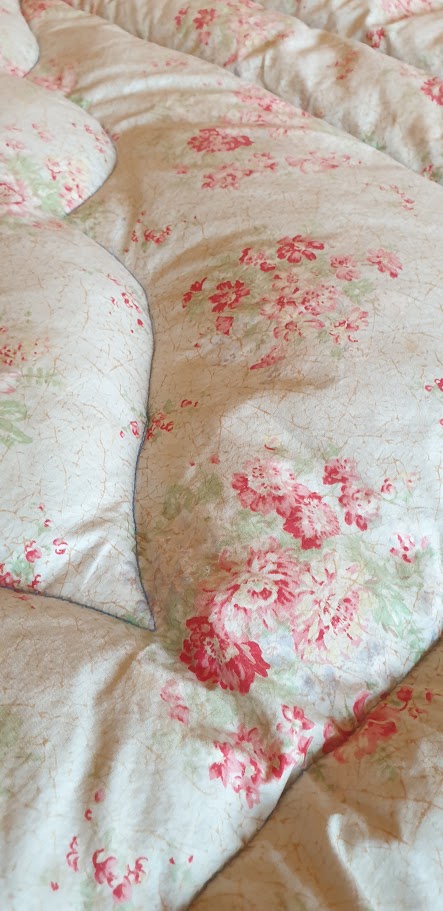 Vintage Feather Eiderdown Rose and Foxgloves 2